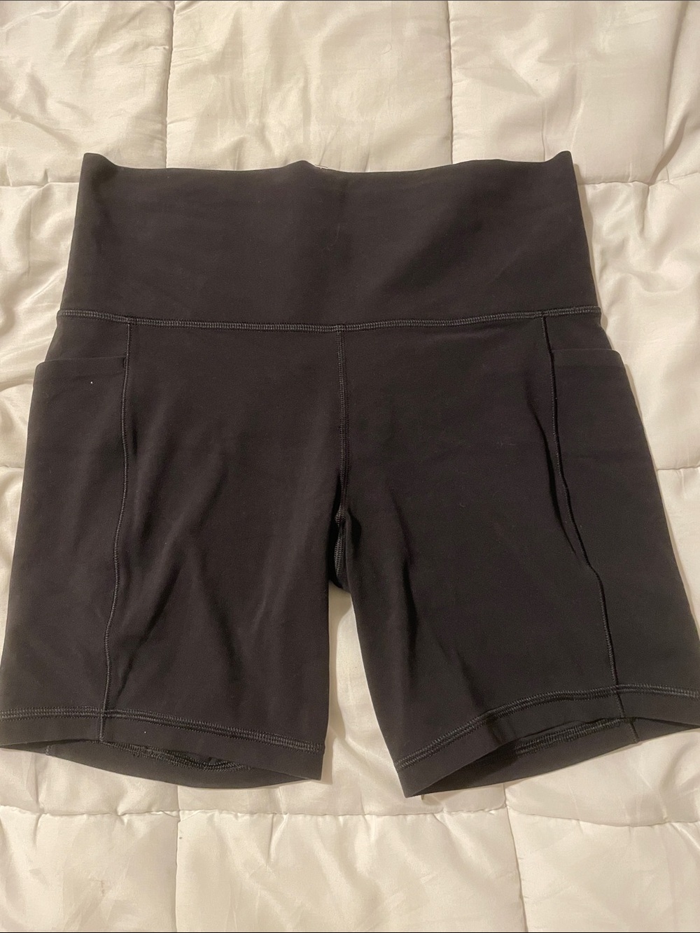 Athleta Salutation Stash Pocket 7” Biker Short Women's Black High-Rise Medium - Picture 5 of 11